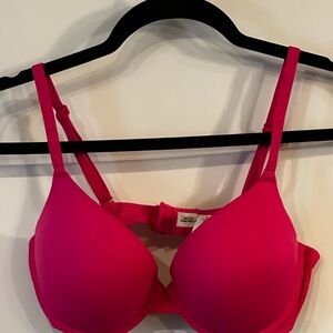 Hot Pink Push-Up Bra – Size 36C – Underwire – Adjustable Straps